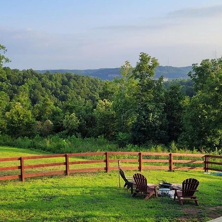 Great Little Guest Suite With Private Entry & Deck! Pet Friendly & 30 Mins To Nashville! Ashland City Exteriör bild
